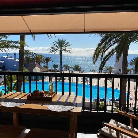 Apartman First Beachline Maritime Deluxe With Panorama-balcony In Sun Club