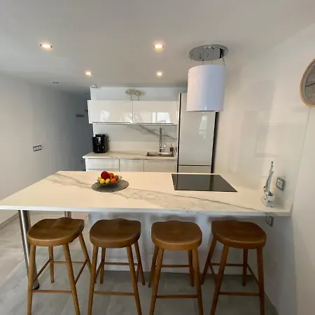 First Beachline Maritime Deluxe With Panorama-balcony In Sun Club Apartman *